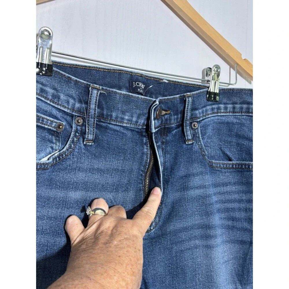 J. Crew sits waist
